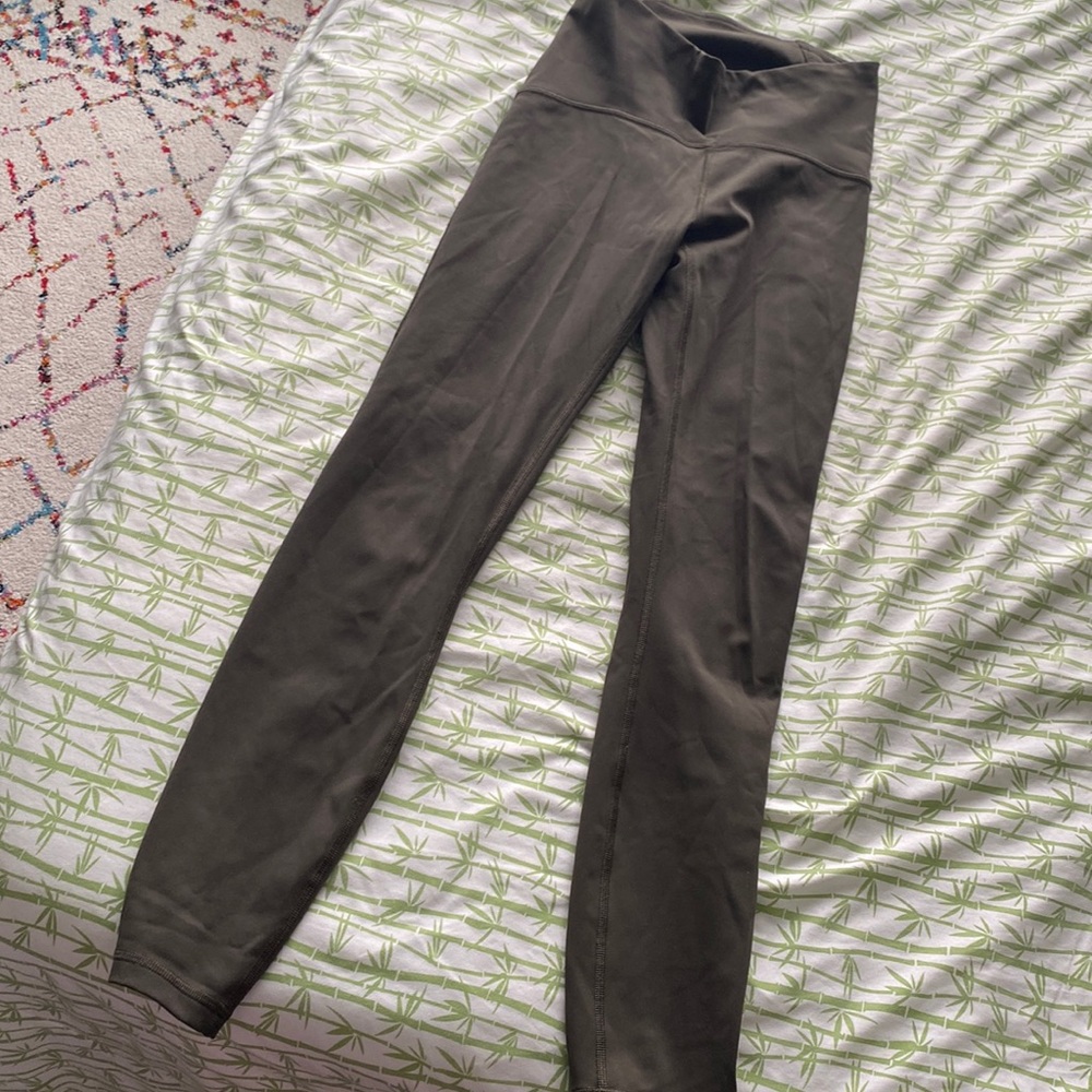 Lululemon Fast and Free olive green mesh cut out